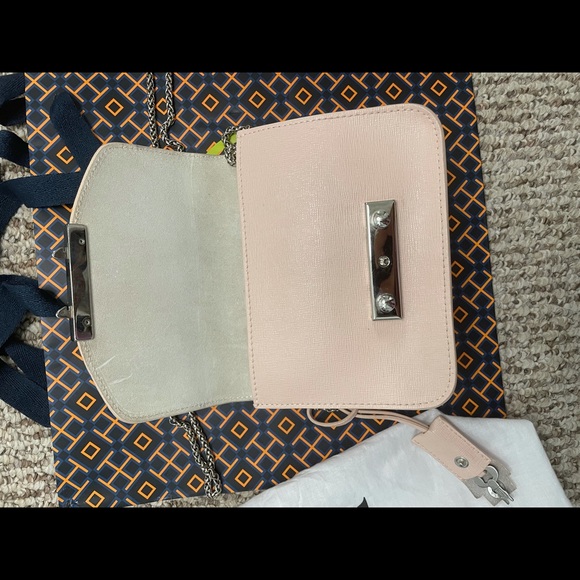 Furla locket w Key Mini Crossbody Light/Pale Pinm - Picture 4 of 7